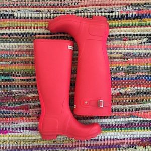 PRICE DROP: Hunter Boots